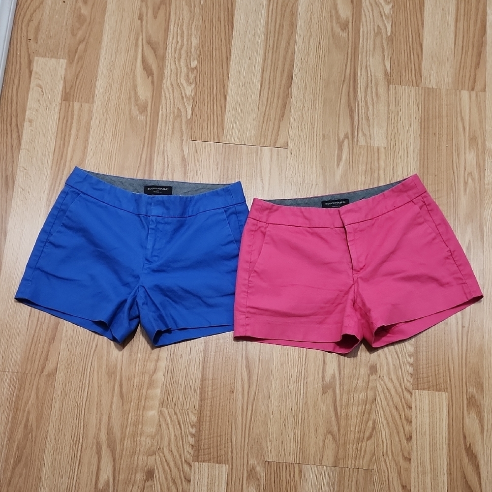 2 BANANA REPUBLIC Womens Shorts Size 0
